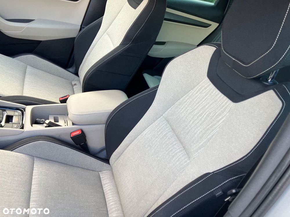 Skoda Karoq 1.6 TDI SCR DSG Style - 6