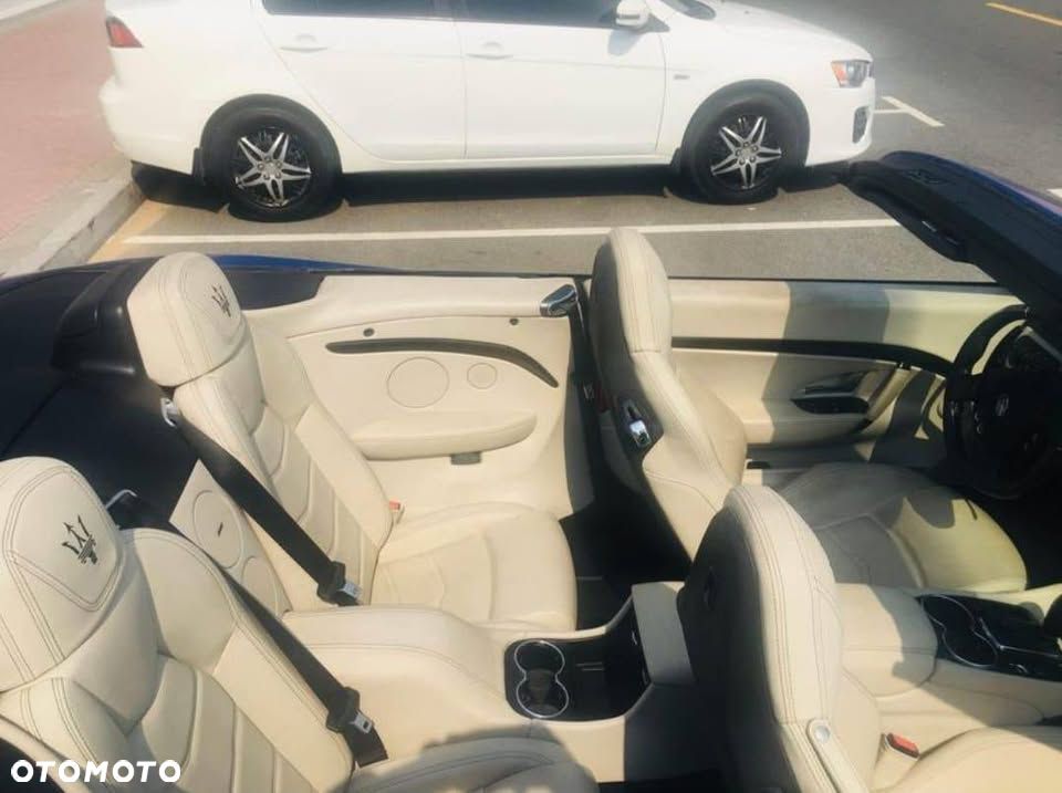 Maserati GranCabrio - 15