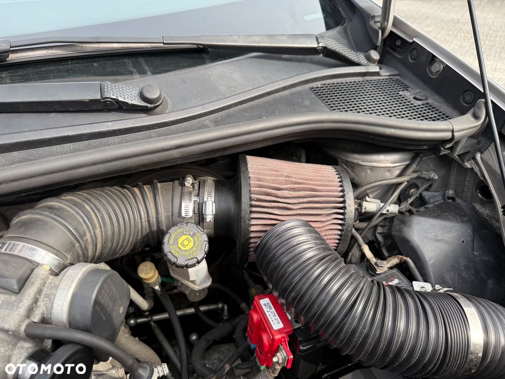 Renault Clio - 24