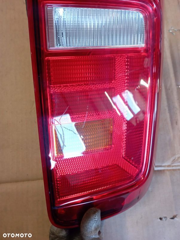 VW CADDY III 3 2K LAMPA PRAWA TYŁ TYLNA EUROPA 2K1945096P - 2