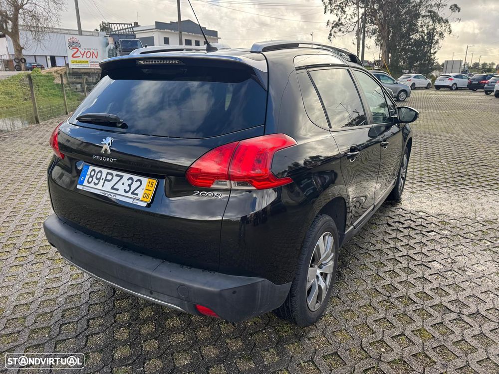 Peugeot 2008 - 6