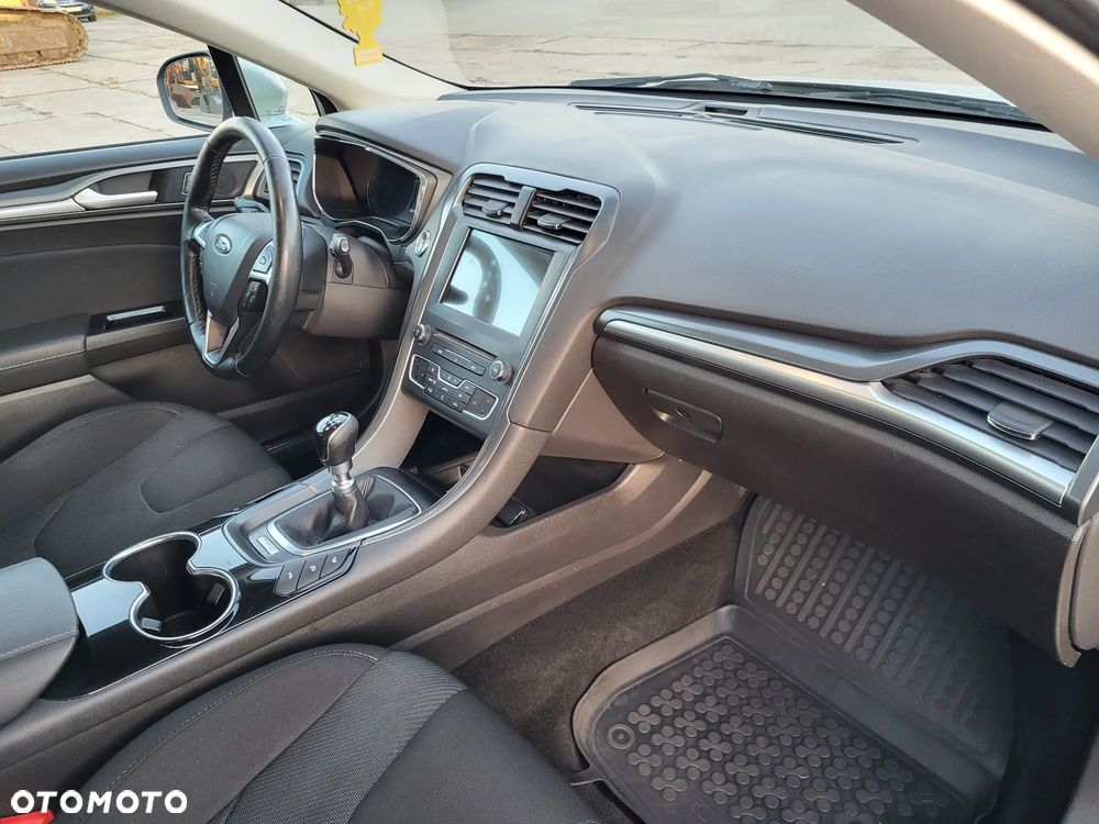 Ford Mondeo 2.0 TDCi Titanium - 16