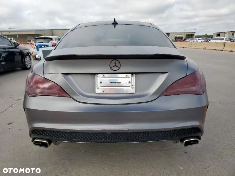Mercedes-Benz CLA 250 4Matic 7G-DCT AMG Line - 5