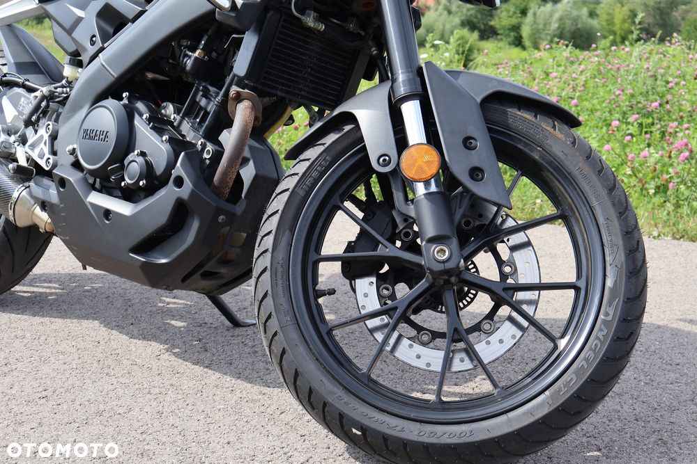 Yamaha MT - 11