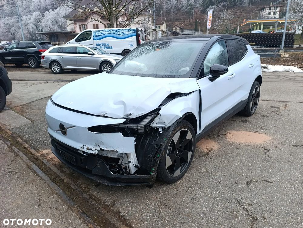 Volvo EX30 Single Motor Extended Range RWD Plus - 1