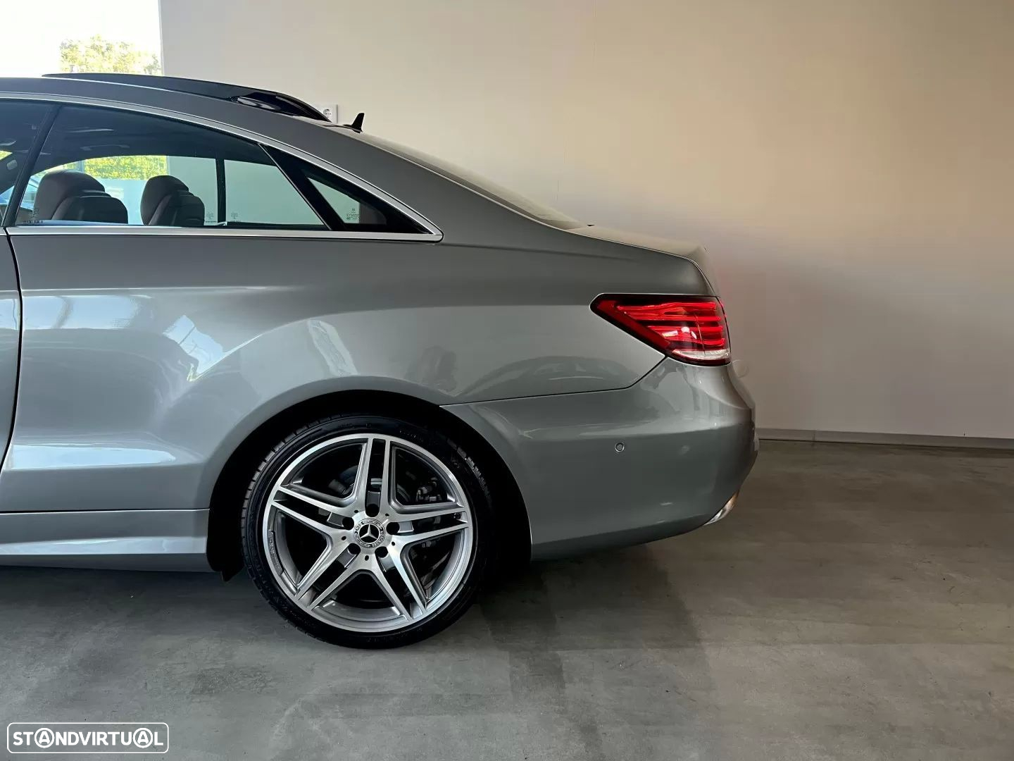 Mercedes-Benz E 220 CDI Coupe 7G-TRONIC - 41