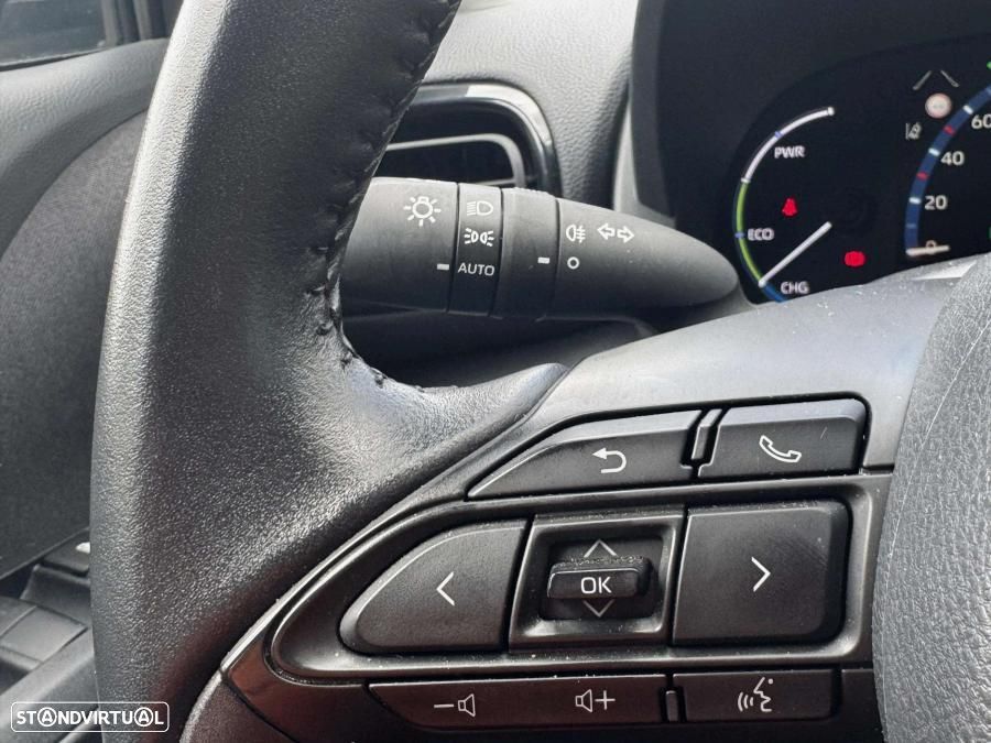 Toyota Yaris Cross 1.5 HDF Comfort Plus - 8