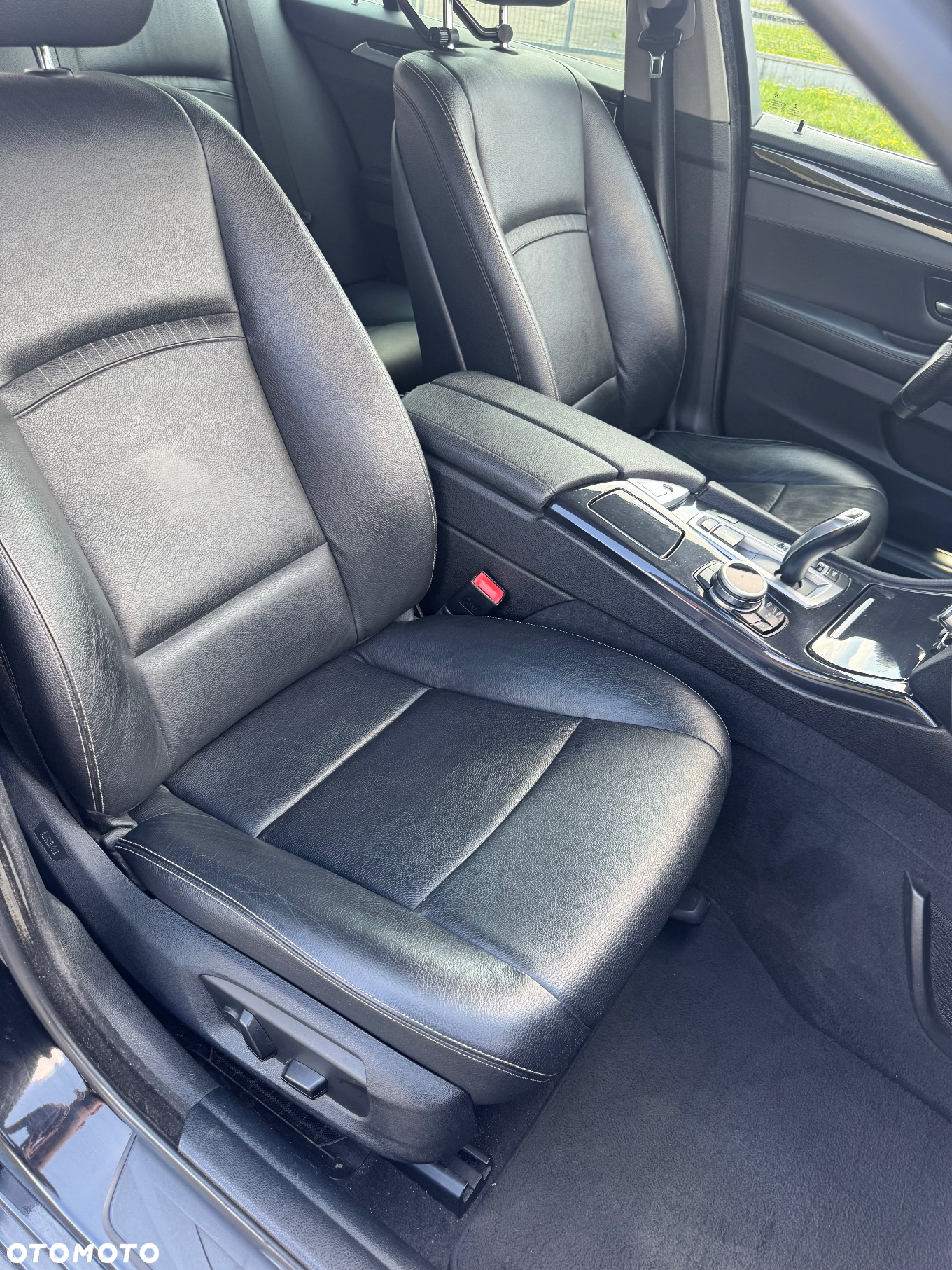 BMW Seria 5 518d - 21