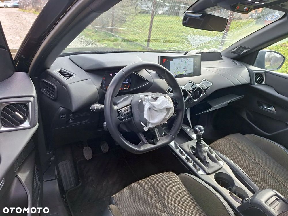 DS Automobiles DS 3 Crossback PureTech 100 Bastille - 9