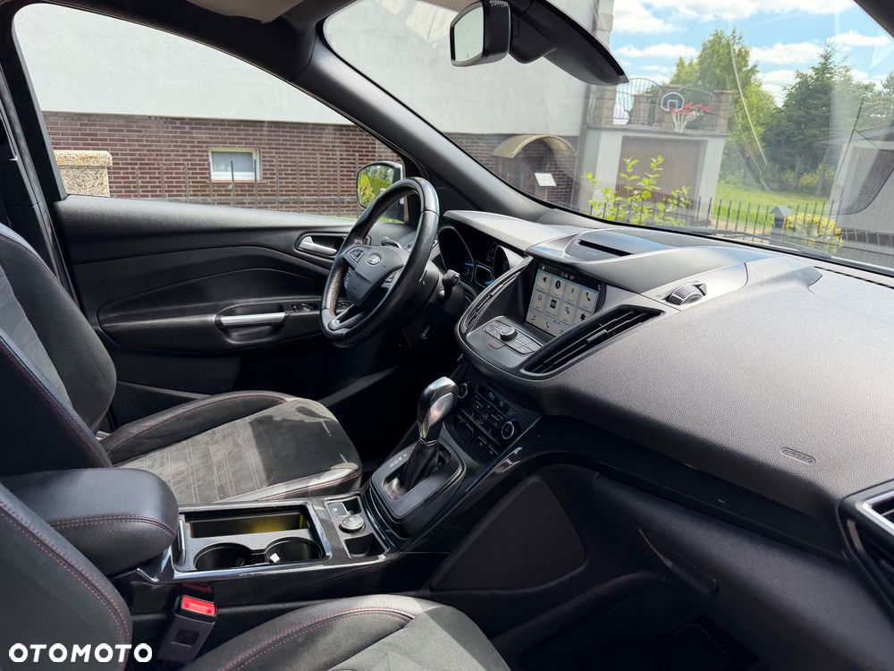 Ford Kuga 2.0 TDCi AWD ST-Line - 15