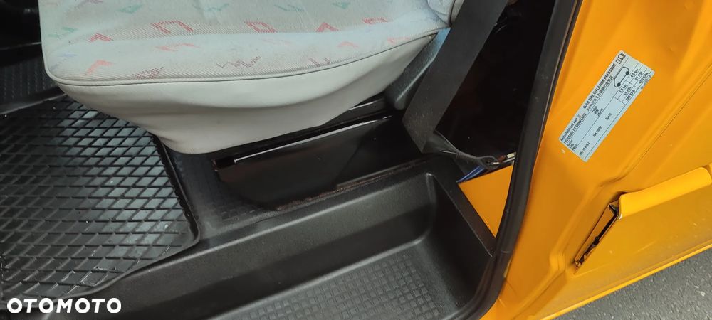 Volkswagen Transporter - 13