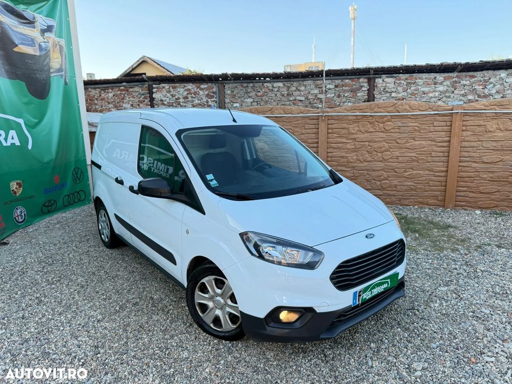 Ford Tourneo Courier - 2