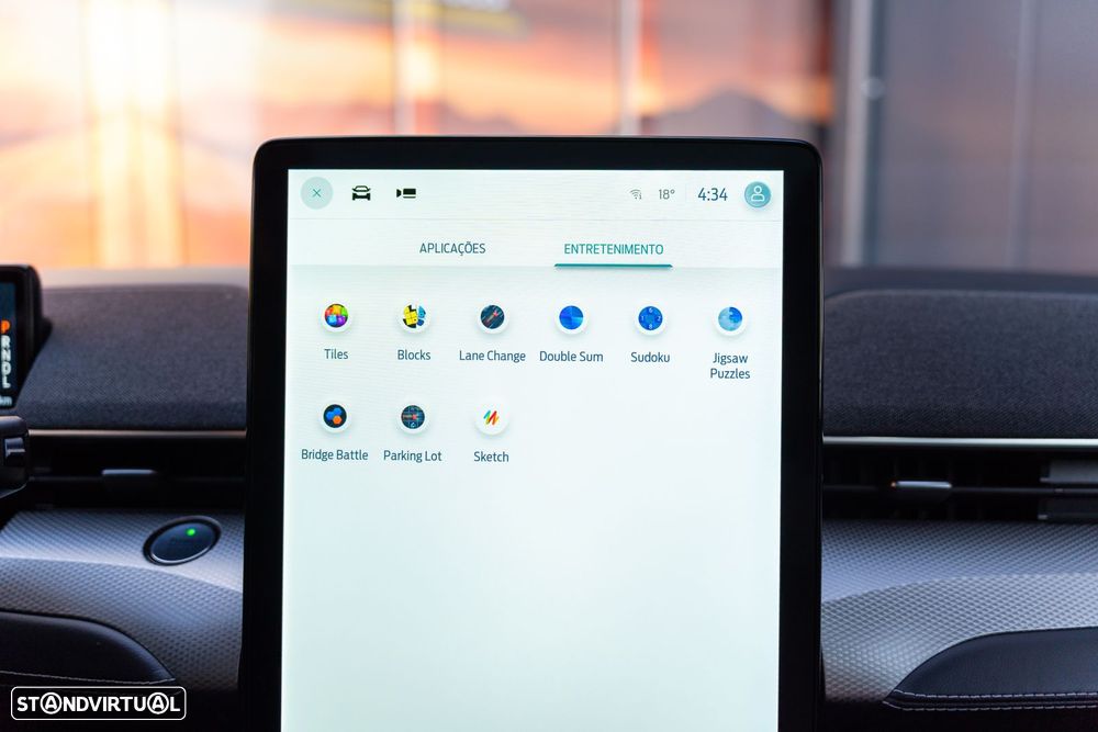 Ford Mustang Mach-E AWD PREMIUM - 28