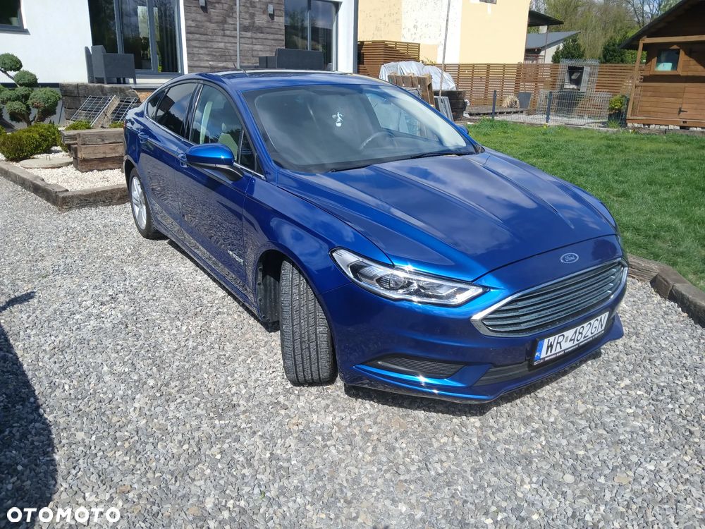 Ford Fusion - 1