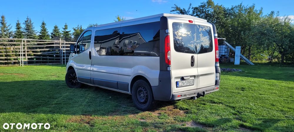 Opel Vivaro L2H1 2.9t - 7