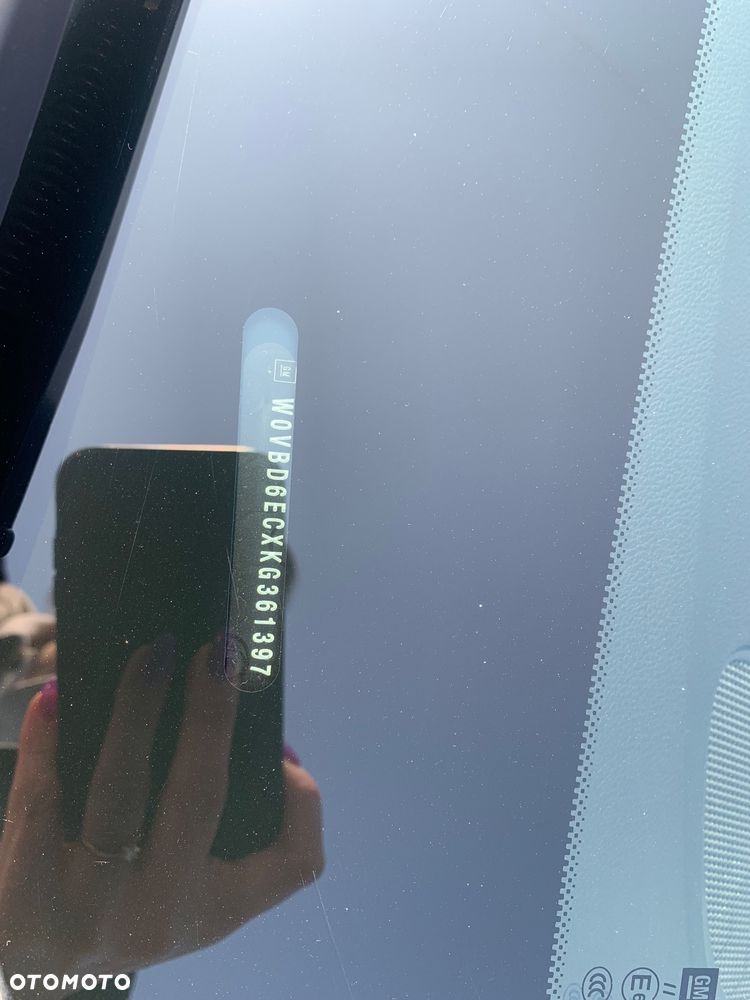 Opel Astra 1.4 T Enjoy S&S - 19