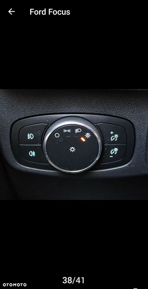 Ford Focus 1.0 EcoBoost Hybrid ST-LINE X - 38