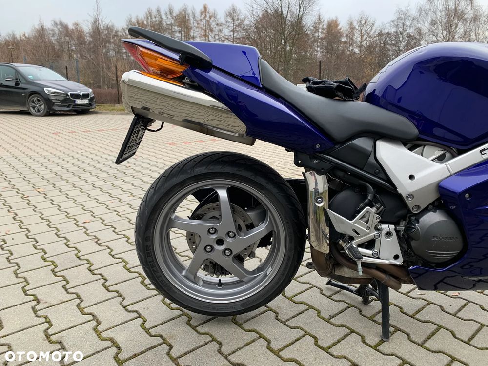Honda VFR - 7