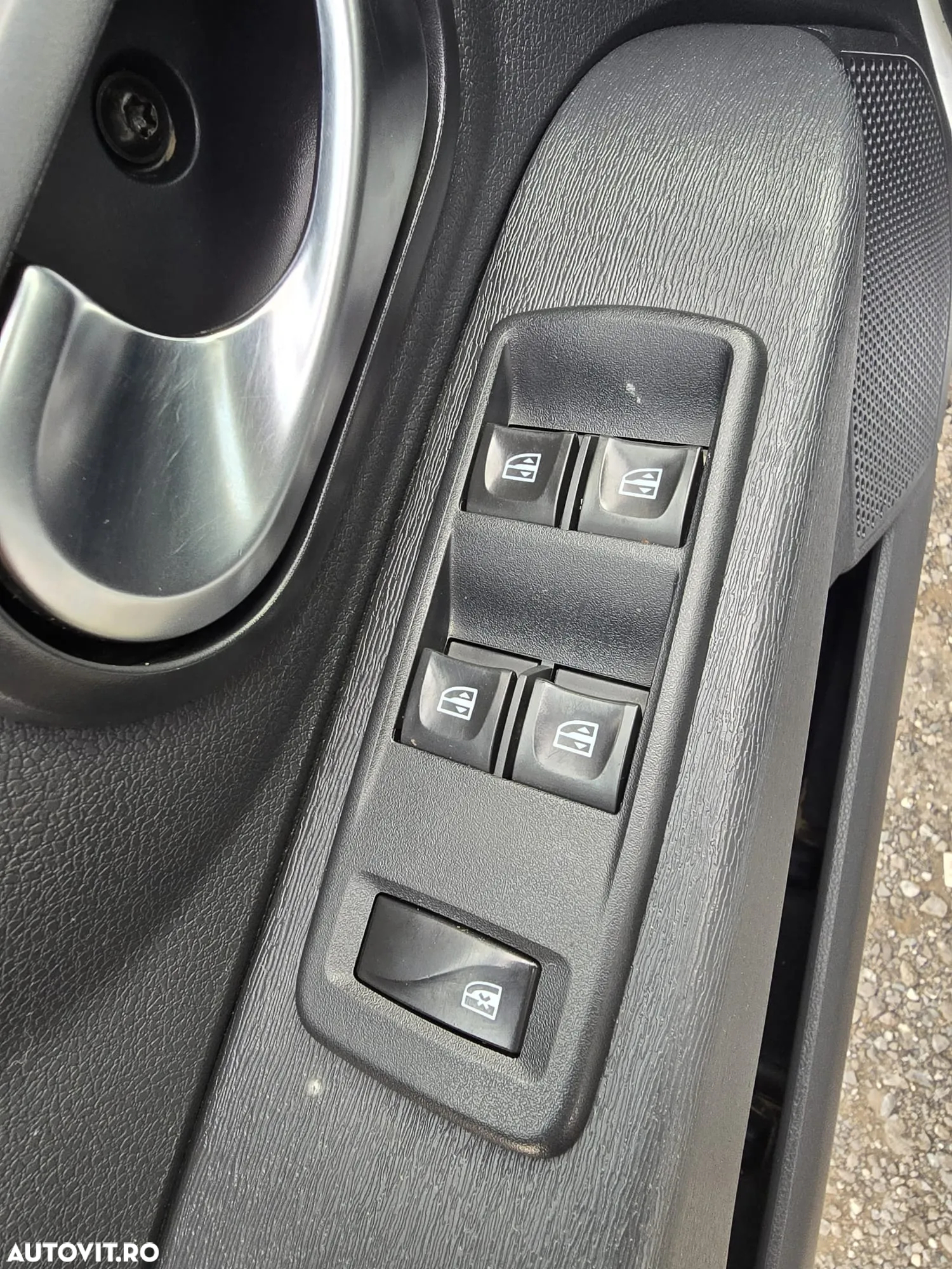 Dacia Lodgy 1.5 Blue dCi Laureate - 13