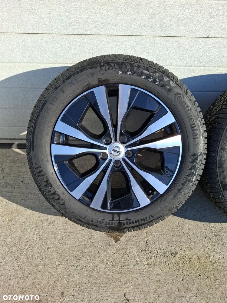 Koła felgi Volvo 235/55 R18 - 2