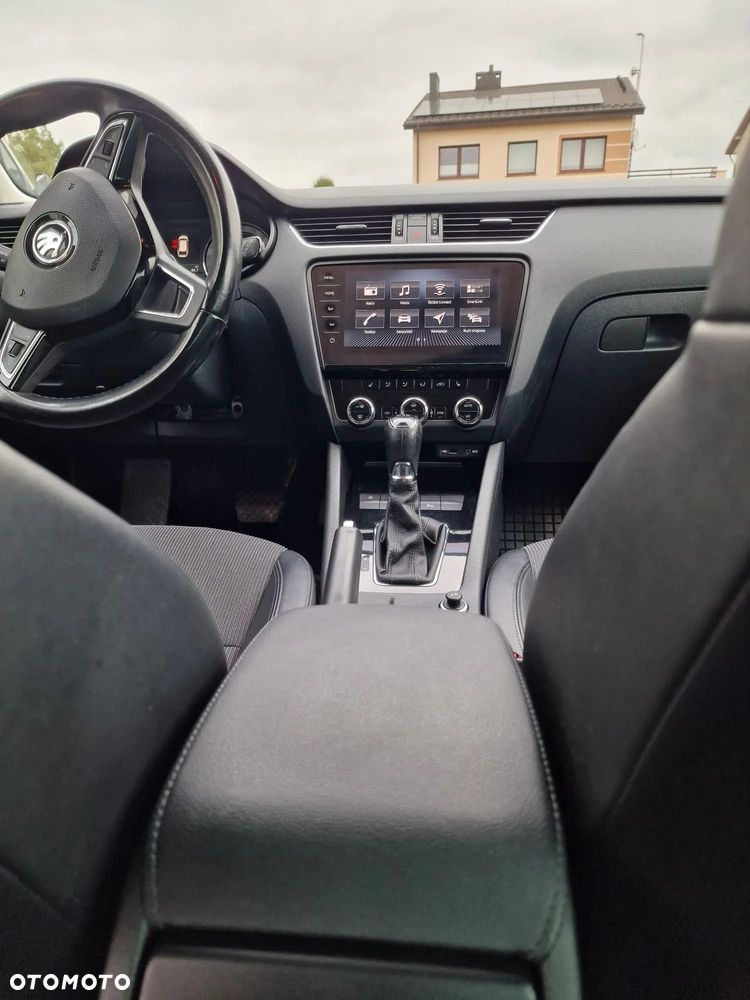 Skoda Octavia 2.0 TDI Style DSG - 14