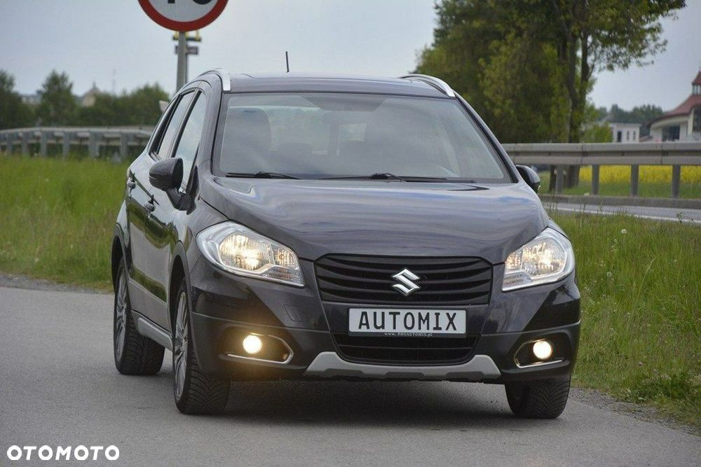 Suzuki SX4 S-Cross 1.6 Premium 4WD - 10