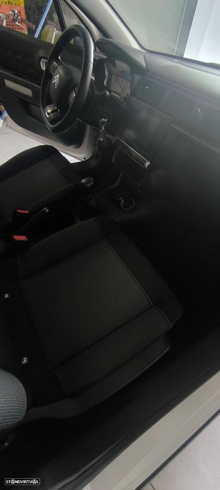 Citroën C3 1.2 PureTech Feel - 28
