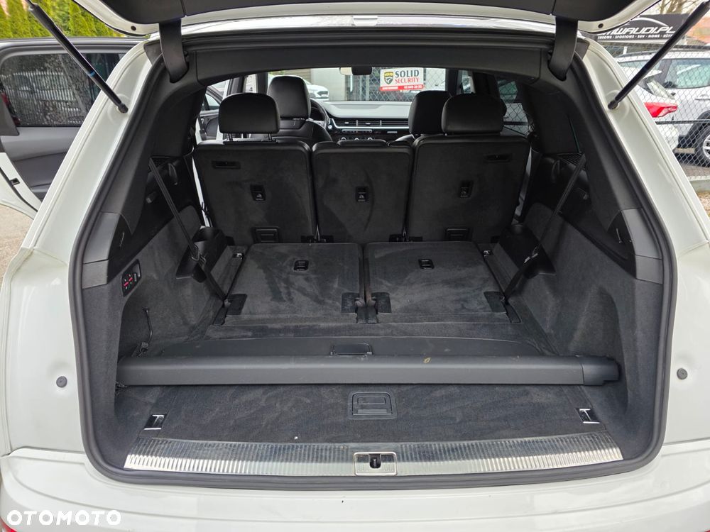 Audi Q7 3.0 TFSI Quattro Tiptronic - 27
