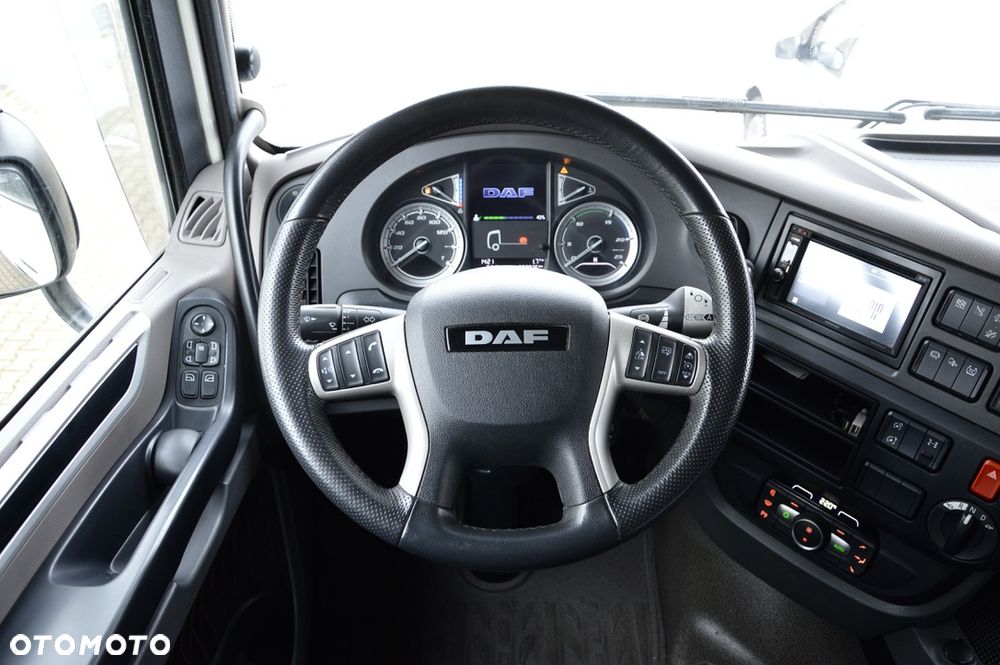 DAF XF 480 ZF INTARDER / KLIMA POSTOJOWA / FULL LED / TRĄBY / KONTRAKT SERWISOWY - 34