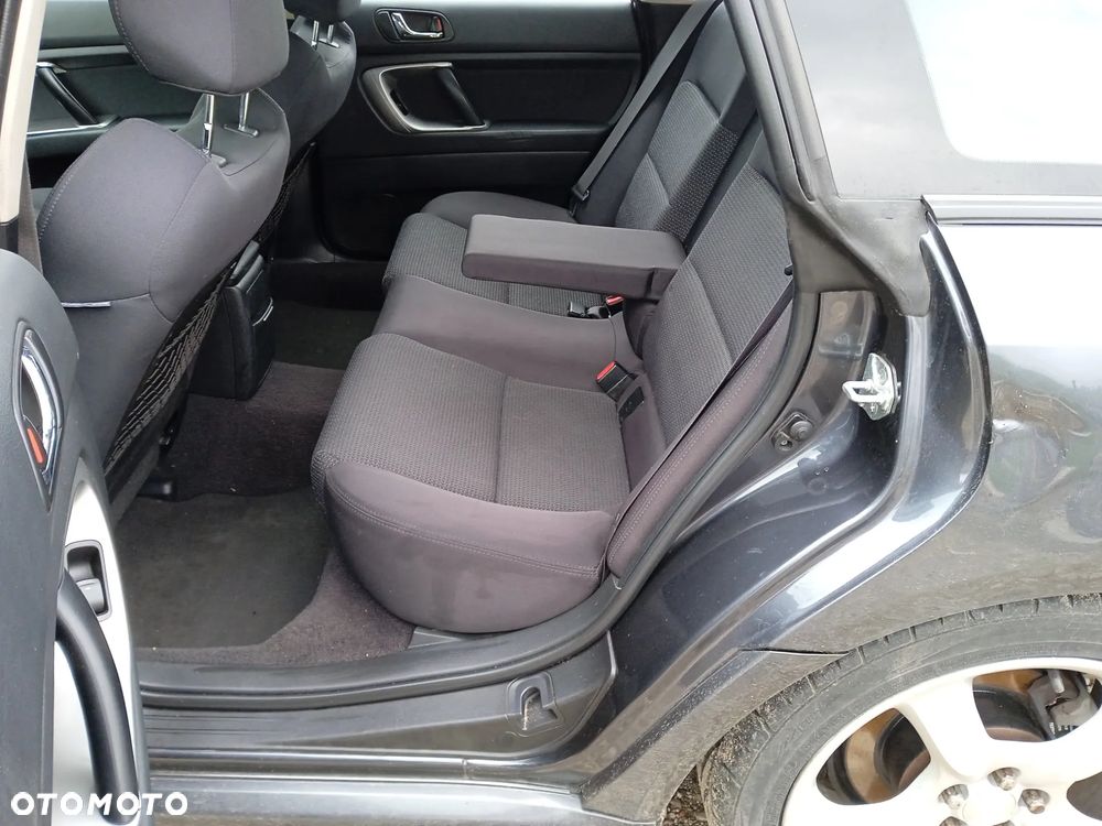 Subaru Outback - 10
