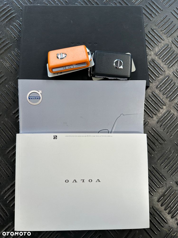 Volvo XC 60 D5 AWD Geartronic Inscription - 27