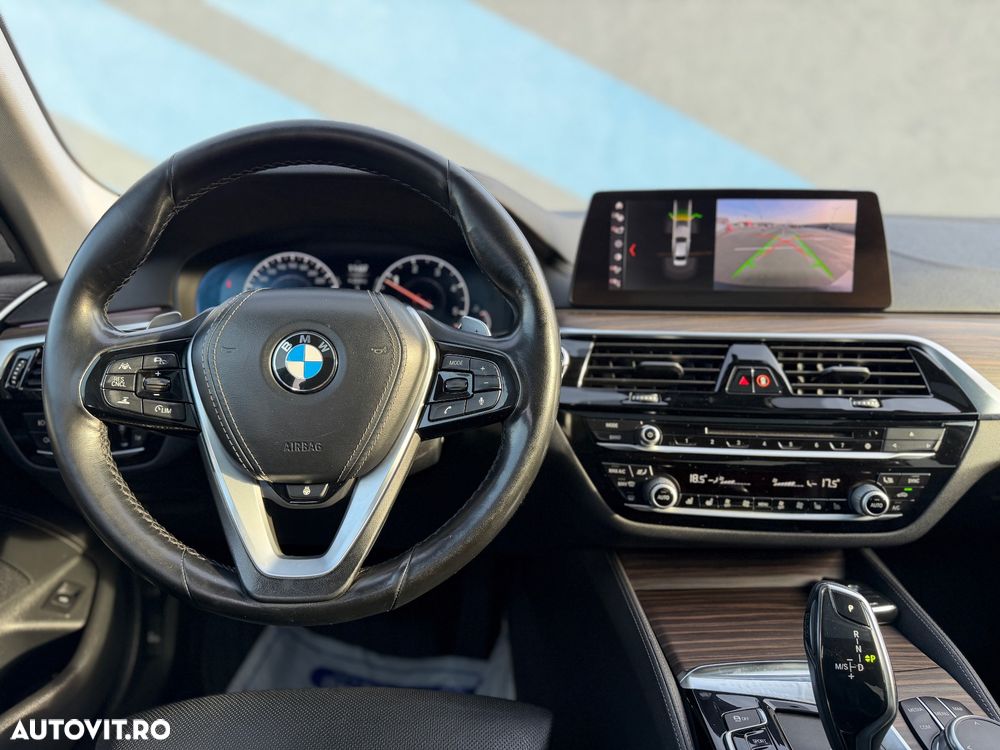 BMW Seria 5 520d xDrive Aut. Luxury Line - 13