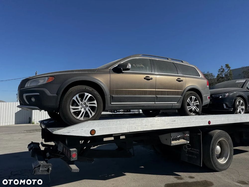 Volvo XC 70 - 19