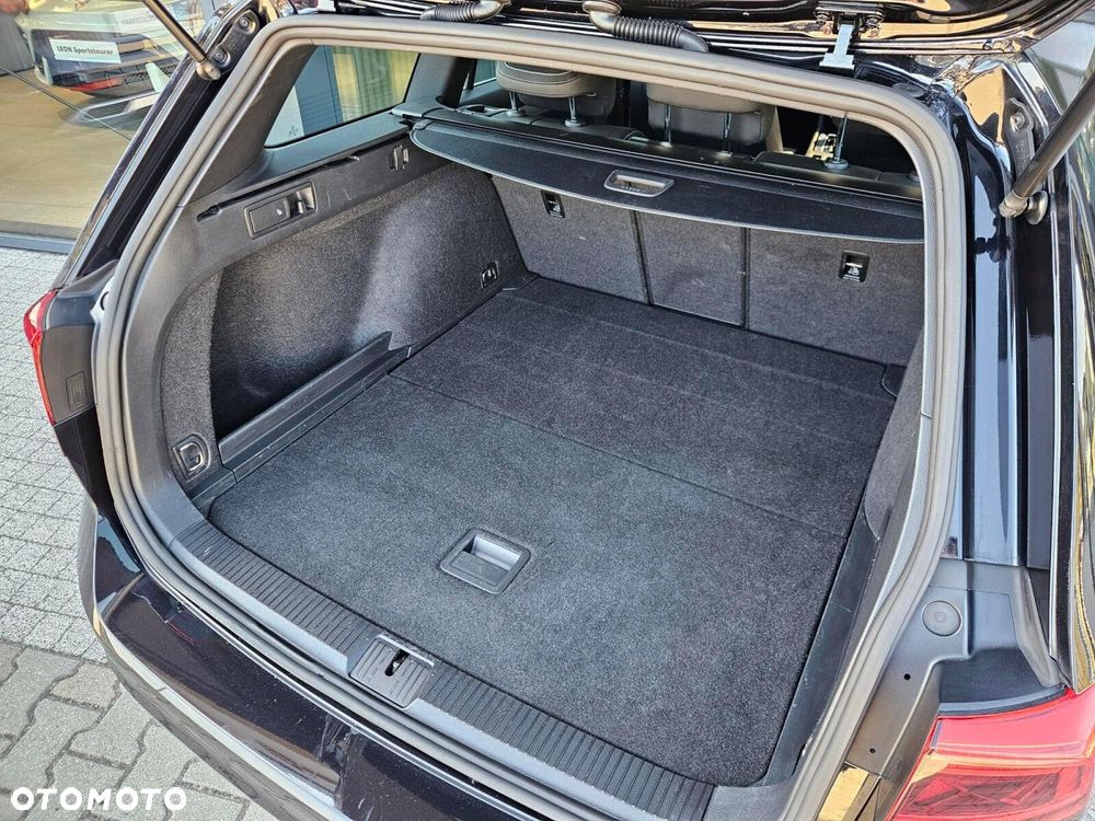 Volkswagen Passat Variant - 14