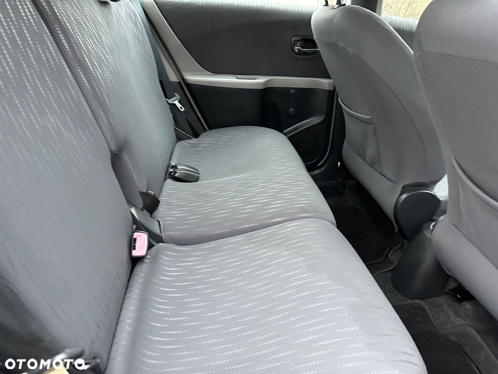 Toyota Yaris 1.33 Sol - 10