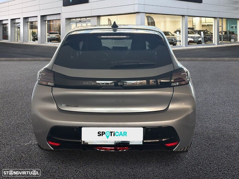Peugeot e-208 51 kWh Allure — fotografia 5