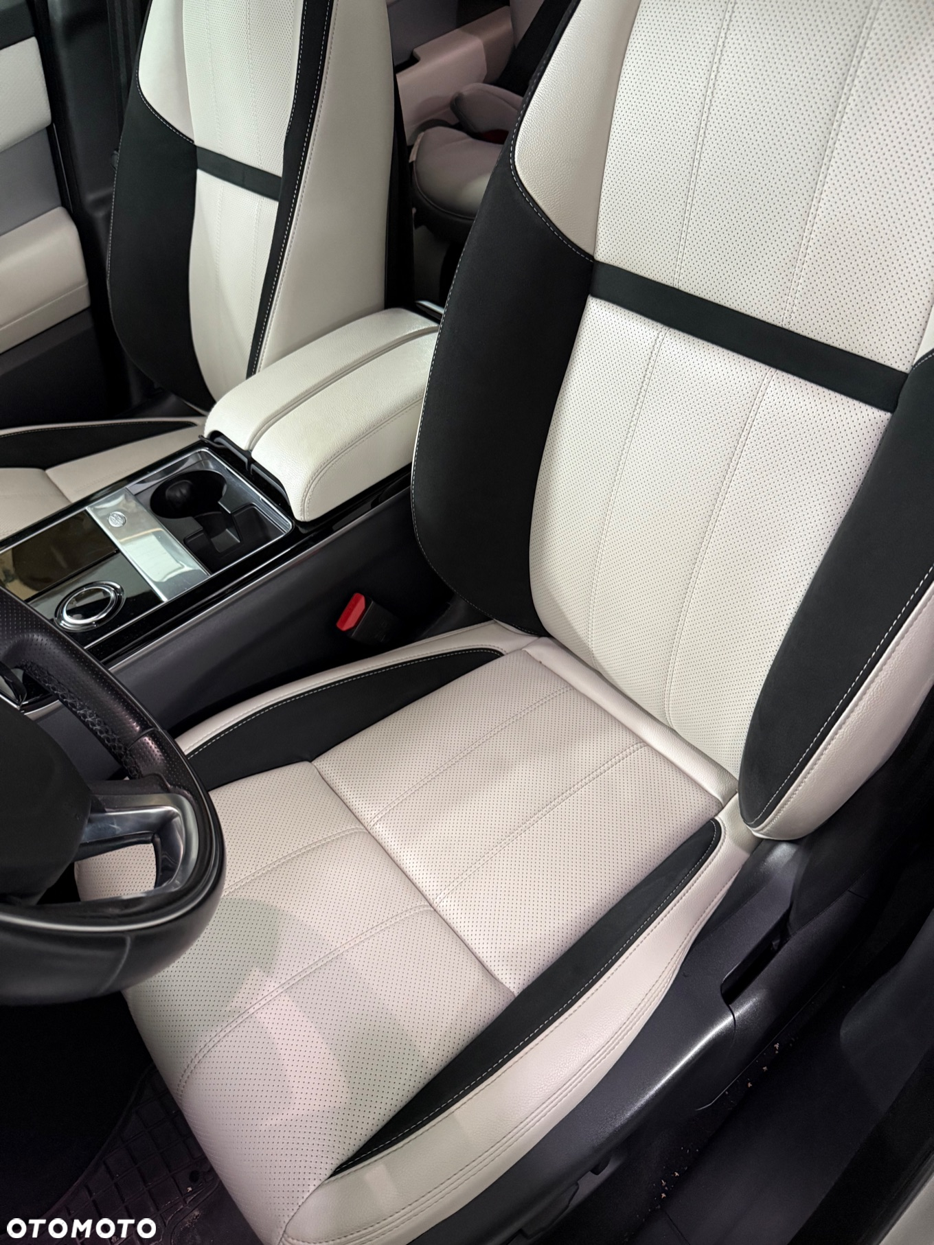 Land Rover Range Rover Velar 2.0 SD4 R-Dynamic S - 7