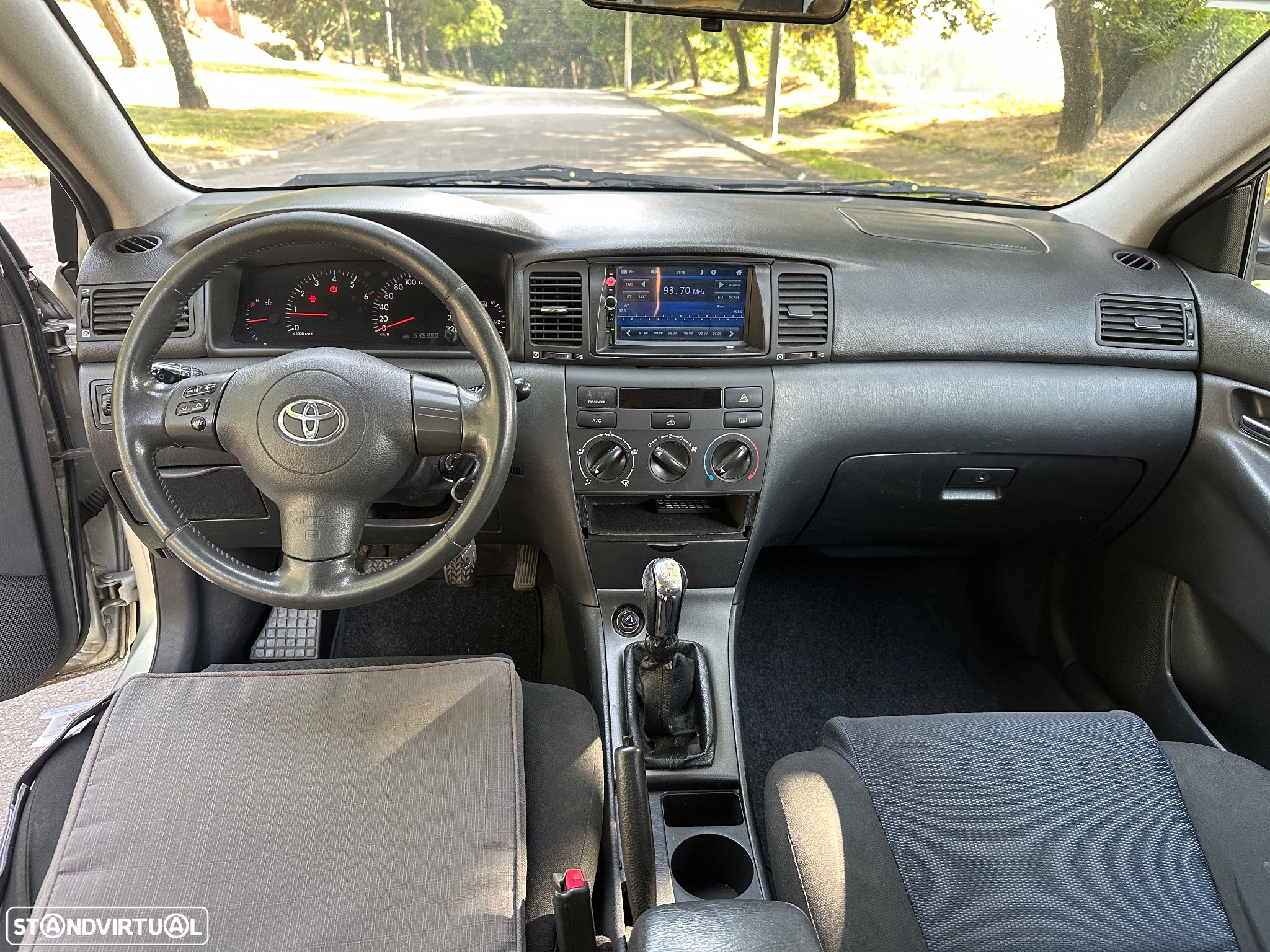 Toyota Corolla 1.4 D-4D - 8