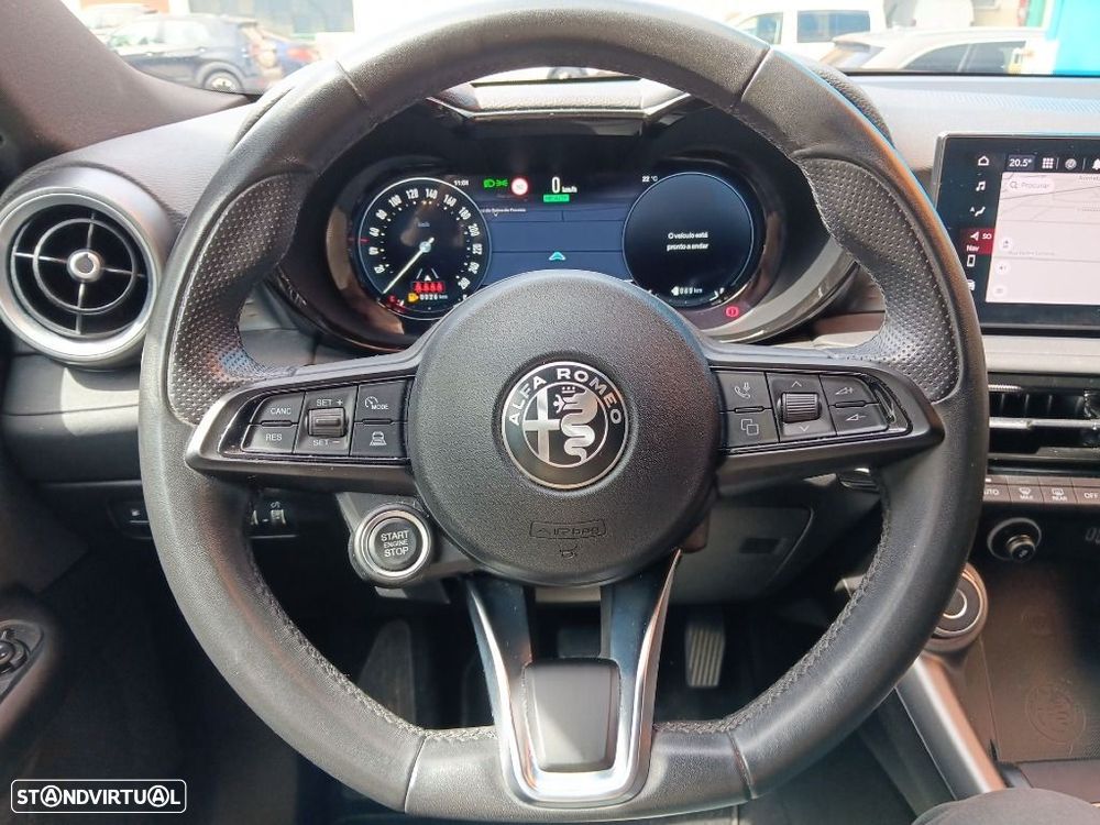 Alfa Romeo Tonale 1.3 Plug-In Hybrid Sprint e-AWD — fotografia 20