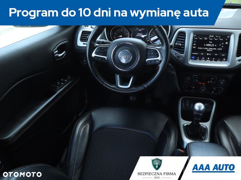 Jeep Compass - 9