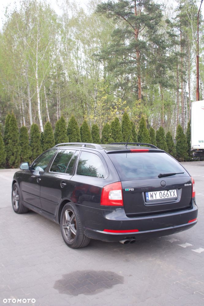 Skoda Octavia 2.0 TDI CR DPF RS - 5