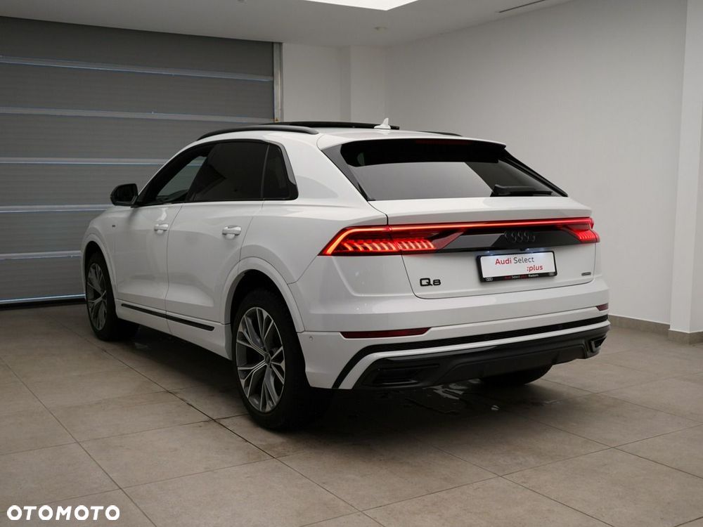 Audi Q8 - 3