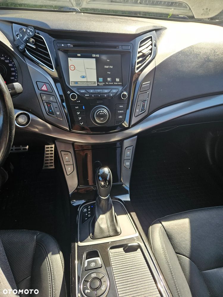 Hyundai i40 Kombi 1.7 CRDi DCT Premium - 7