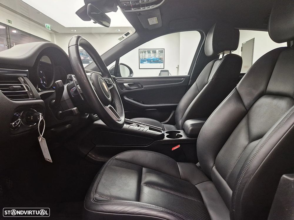 Porsche Macan Standard - 17