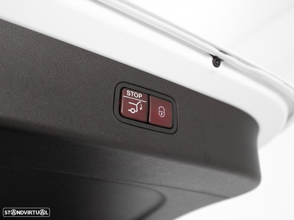 Mercedes-Benz E 300 de AMG Line - 14