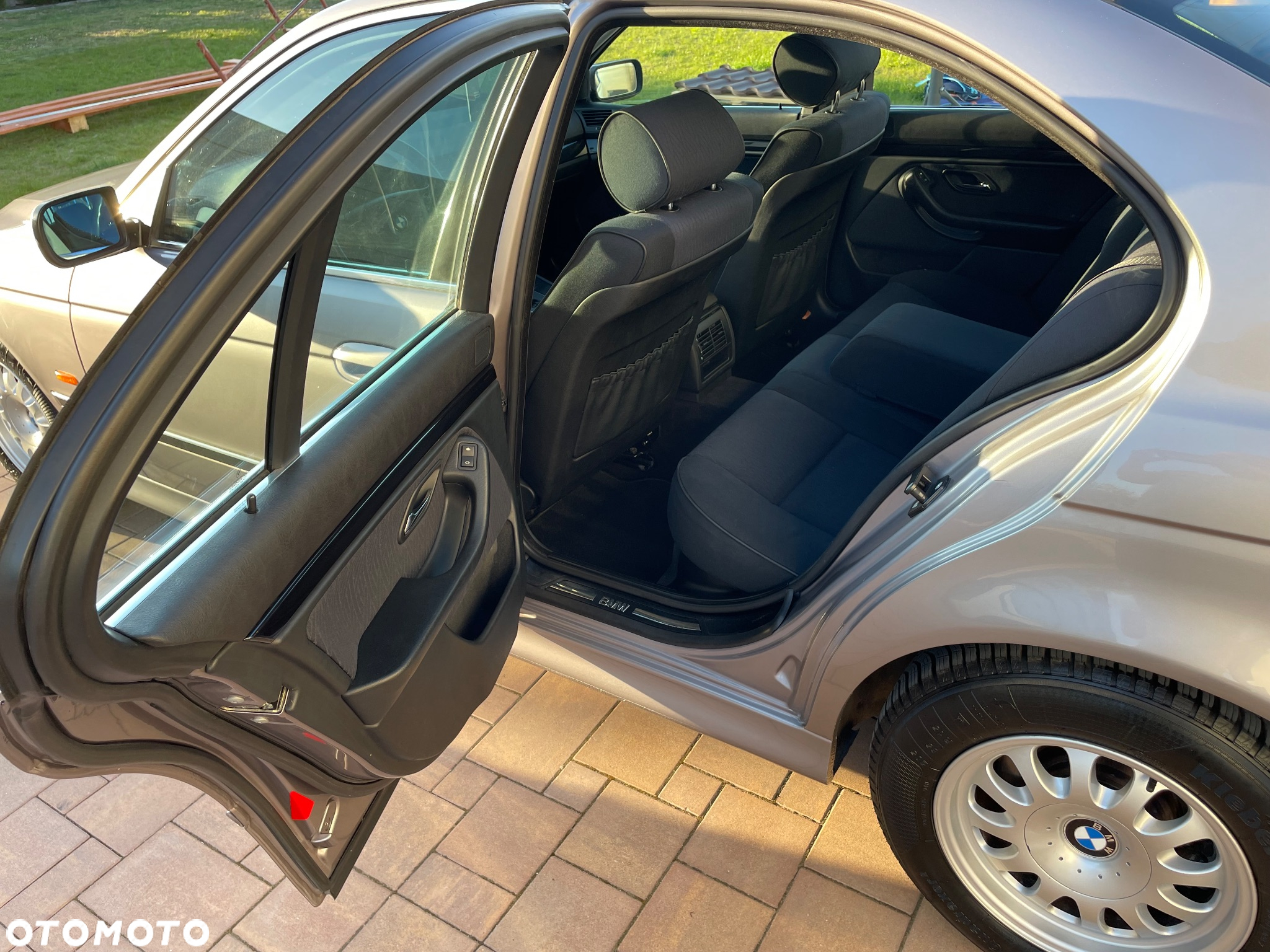 BMW Seria 5 - 16