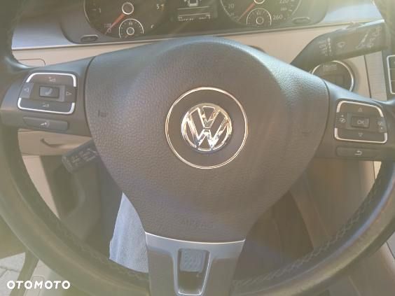 Volkswagen Passat 1.6 TDI Comfortline - 5