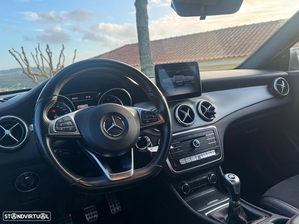 Mercedes-Benz CLA 180 d Shooting Brake AMG Line - 18