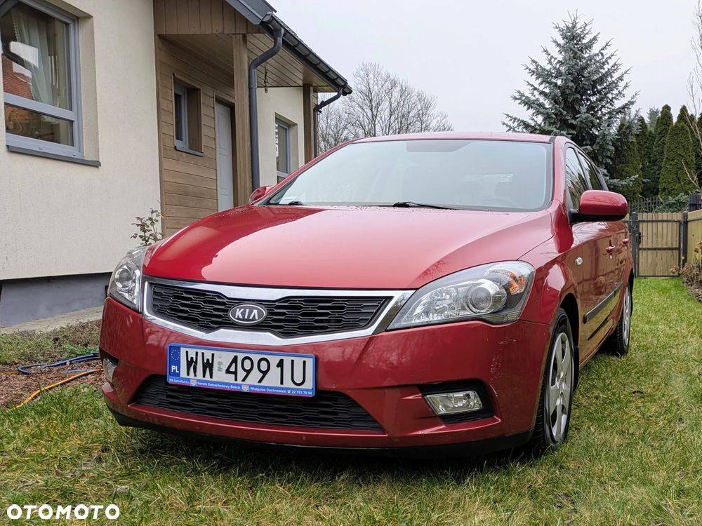 Kia Ceed 1.6 Crdi Comfort + - 1