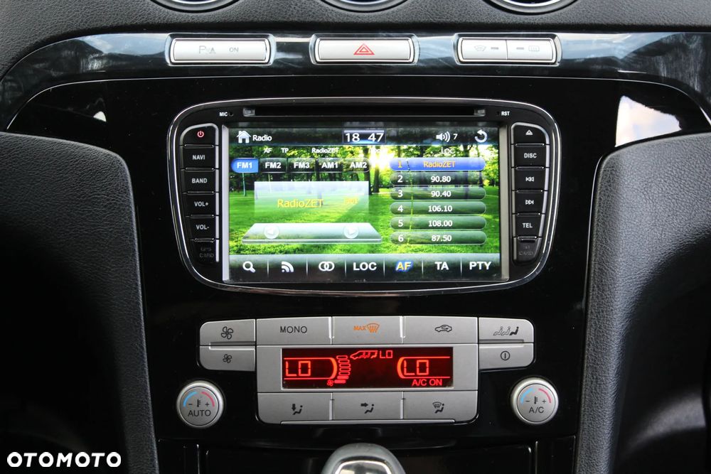 Ford Galaxy 2.0 TDCi DPF Ghia - 20